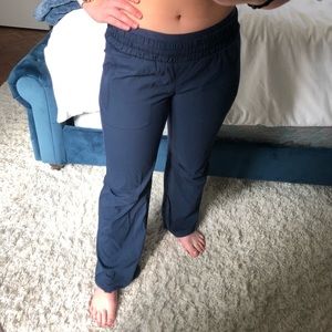 LuLulemon pants!